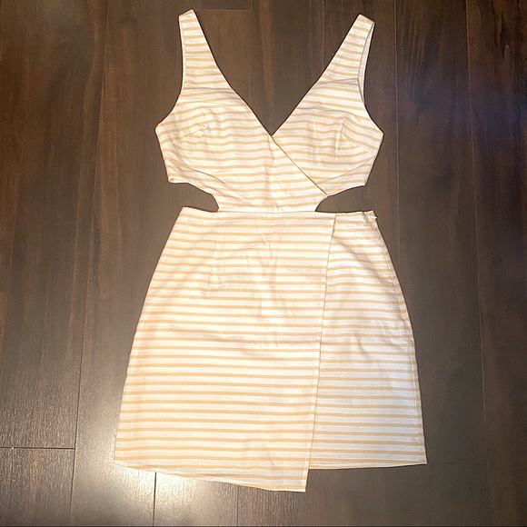 Super down Mya Dress - Picture 3 of 5